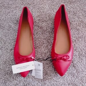 Banana Republic Factory red shoes